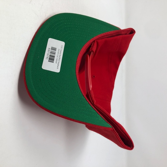 Classic CLSC Streetwear Snapback Hat - Picture 5 of 6